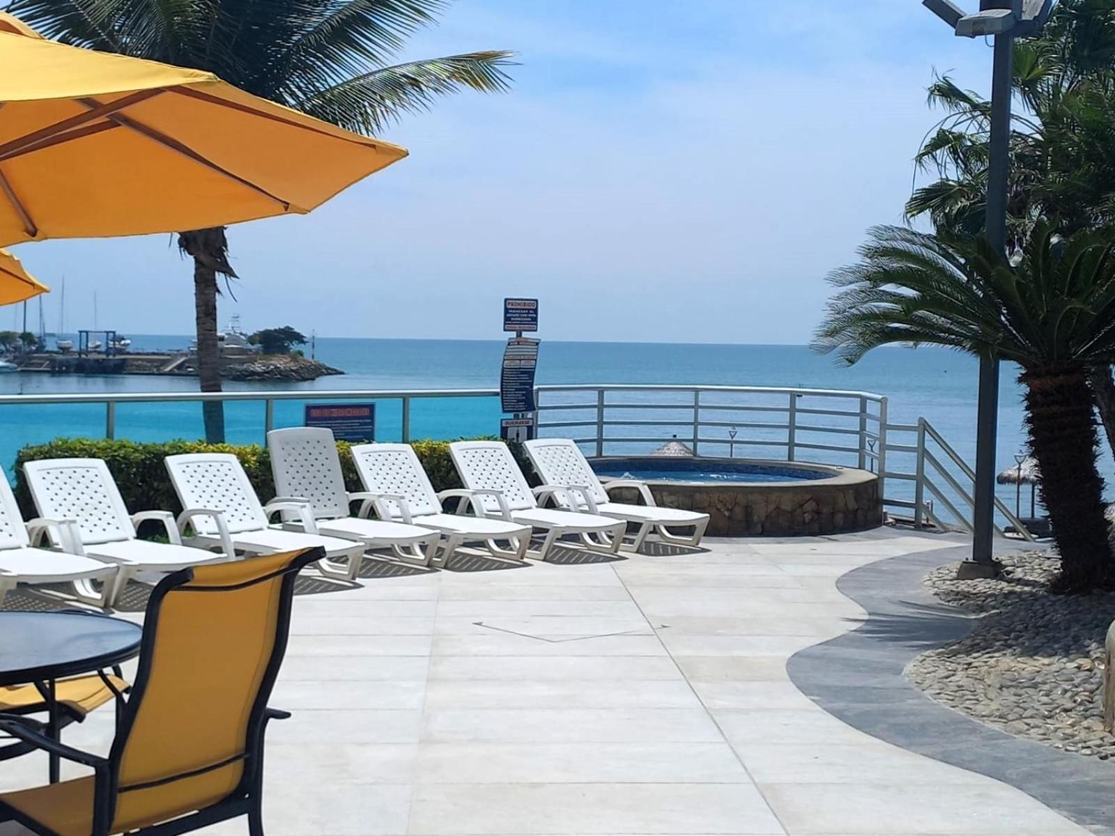 Apartamento De Lujo Al Pie Del Mar Condominio Torre Marina Салінас Екстер'єр фото